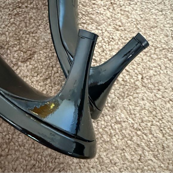 Salvatore Ferragamo Patent Leather Slides Sandals Two Tone Kitten Heel - Picture 10 of 12